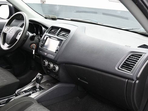Used 2021 Mitsubishi Outlander Sport ES image 28