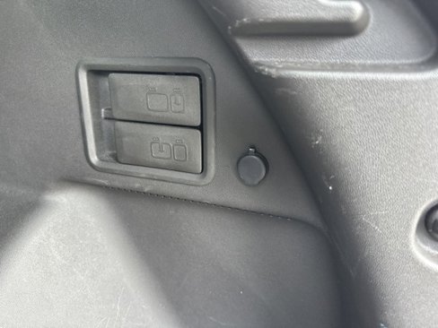 Certified 2023 Chevrolet Equinox LT image 37