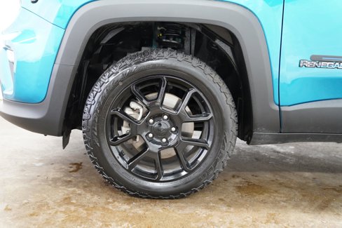 Certified 2020 Jeep Renegade Altitude image 15