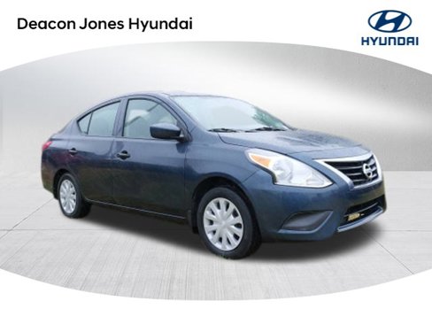 Used 2017 Nissan Versa S Plus image 1