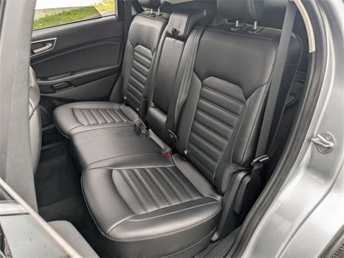Used 2024 Ford Edge SEL image 18