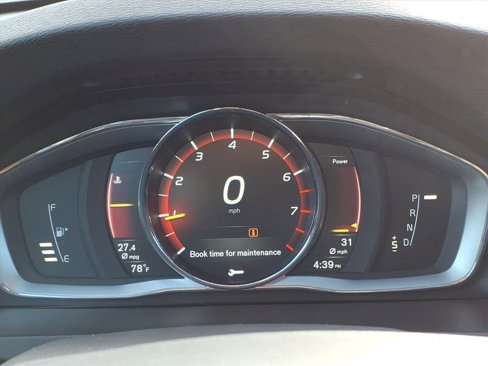 Used 2017 Volvo V60 T5 Platinum w/ Climate Package image 21
