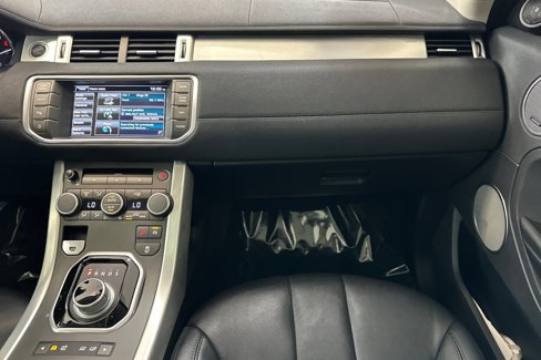 Used 2015 Land Rover Range Rover Evoque Pure Plus image 26