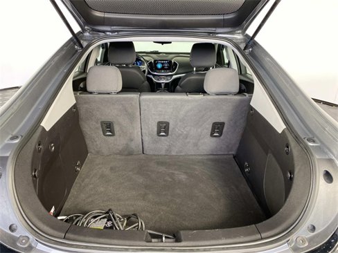 Used 2018 Chevrolet Volt LT w/ Comfort Package image 8