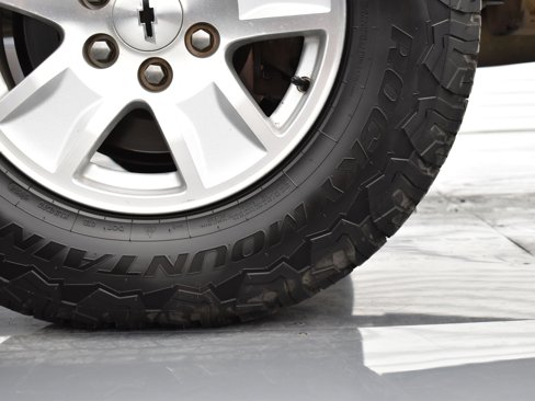 Used 2019 Chevrolet Silverado 1500 LT image 38