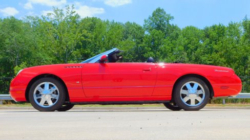 Used 2003 Ford Thunderbird image 8