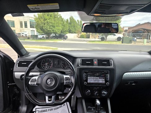 Used 2013 Volkswagen Jetta GLI image 9