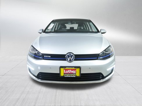 Used 2015 Volkswagen e-Golf SEL Premium image 2