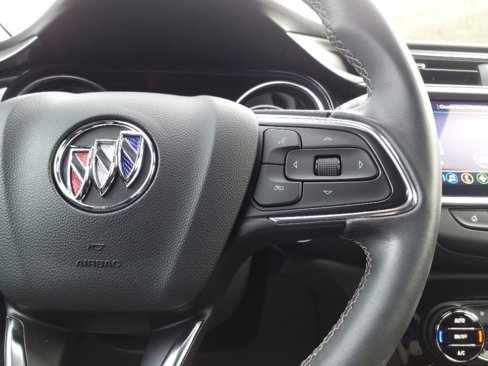 Used 2023 Buick Encore GX Select image 16
