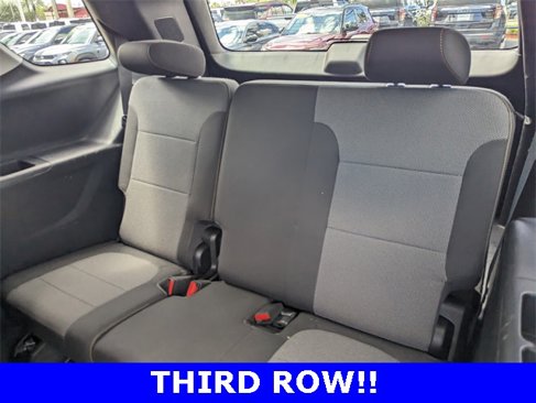 Used 2020 Chevrolet Traverse LS image 7