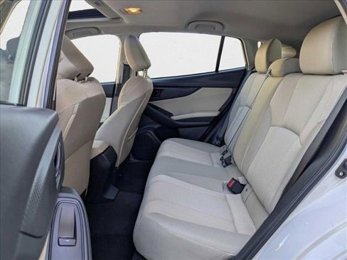 Used 2020 Subaru Impreza 2.0i Premium image 18