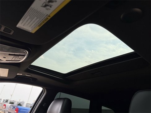 Used 2018 Jeep Grand Cherokee Altitude image 22