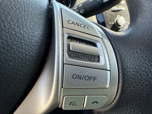 Used 2016 Nissan Rogue S image 26