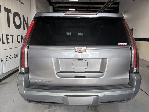Used 2019 Cadillac Escalade ESV Luxury image 20