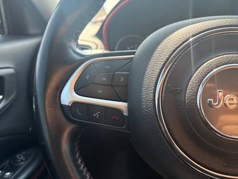 Used 2020 Jeep Compass Trailhawk image 14