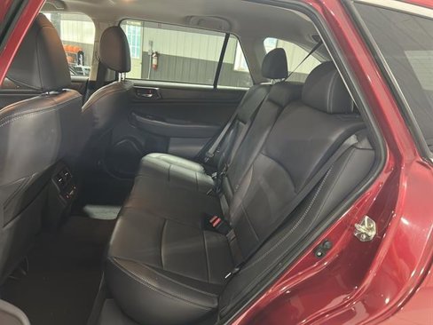 Used 2018 Subaru Outback 2.5i Limited image 14