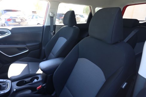 Used 2023 Kia Soul LX w/ LX Technology Package image 15