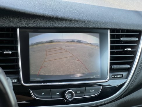 Used 2019 Buick Encore Essence image 17
