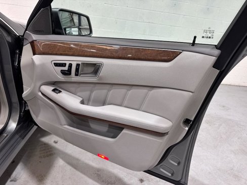 Used 2012 Mercedes-Benz E 350 Sedan image 48