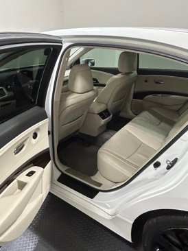 Used 2014 Acura RLX w/ Technology Package image 9