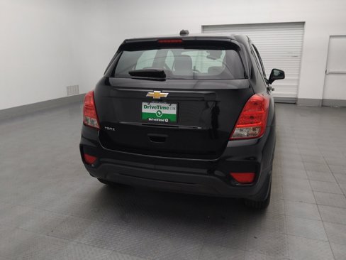 Used 2019 Chevrolet Trax LS w/ LPO, Protection Package image 7