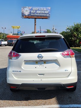 Used 2015 Nissan Rogue SV image 8