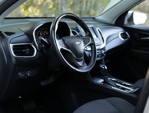 Used 2018 Chevrolet Equinox LT image 9