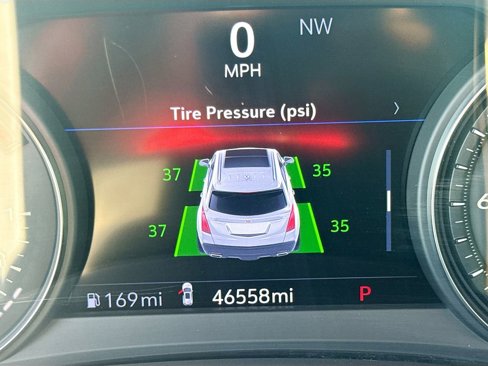 Used 2020 Cadillac XT5 Premium Luxury image 12