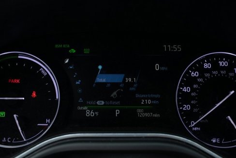 Used 2020 Toyota Avalon XLE image 8