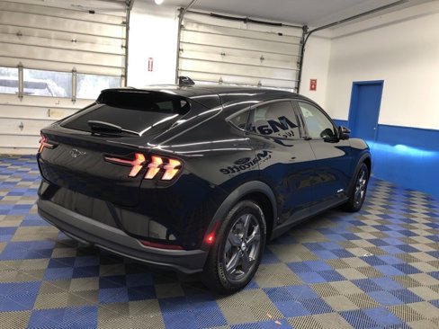 Certified 2021 Ford Mustang Mach-E Select w/ Comfort/Technology Package image 4