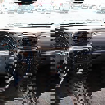 Used 2002 Chevrolet TrailBlazer LT image 18