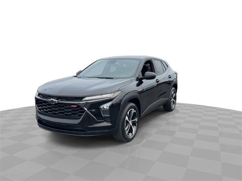 Certified 2024 Chevrolet Trax RS w/ Driver Confidence Package image 4