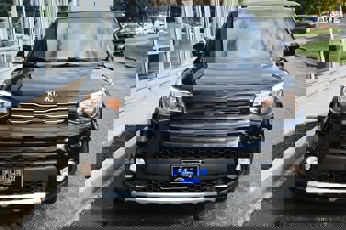 Used 2017 Kia Soul + image 19
