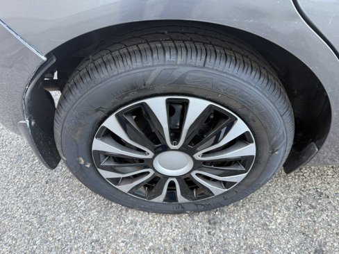 Used 2016 Nissan Versa Note S Plus image 18