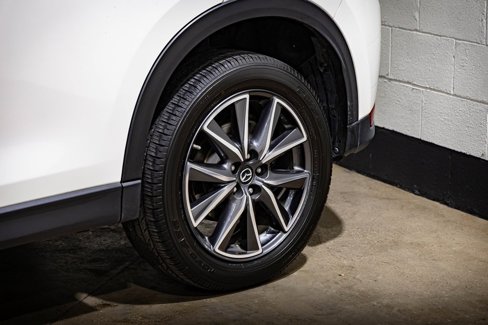 Used 2018 MAZDA CX-5 Touring image 7