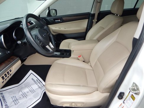 Used 2017 Subaru Outback 2.5i Limited image 11