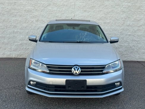 Used 2015 Volkswagen Jetta TDI SEL image 2