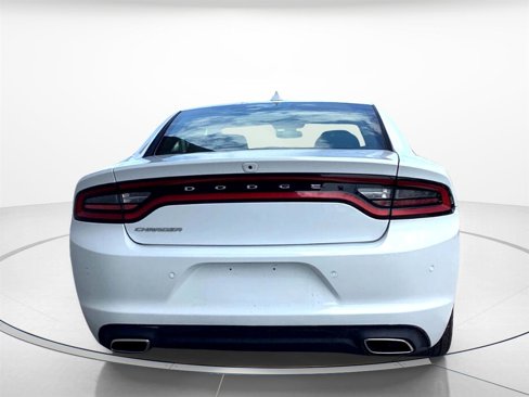 Used 2023 Dodge Charger SXT image 4