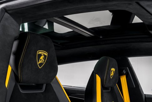 Used 2024 Lamborghini Urus Performante image 44