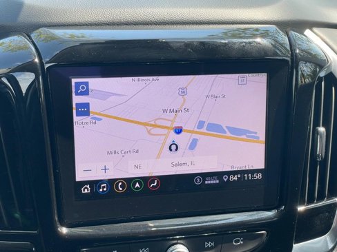 Used 2020 Chevrolet Traverse LT w/ LT Premium Package image 34