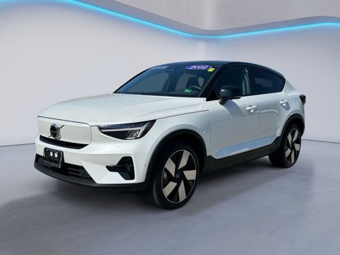 Certified 2022 Volvo C40 P8 Recharge Ultimate image 7