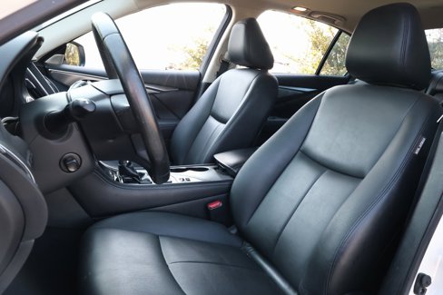 Used 2017 INFINITI Q50 3.0t Premium w/ 3.0T Premium Plus Package image 29