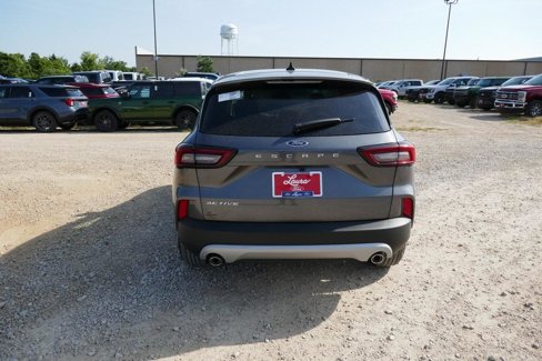 New 2025 Ford Escape Active w/ Cold Weather Package image 5