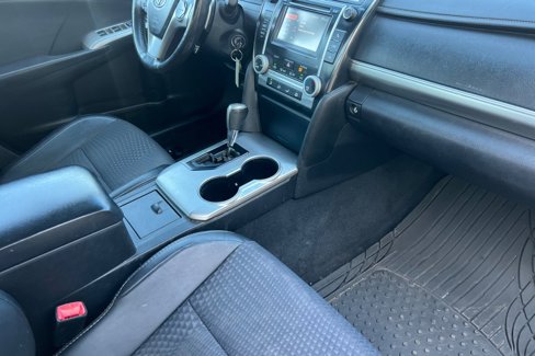 Used 2012 Toyota Camry SE image 14