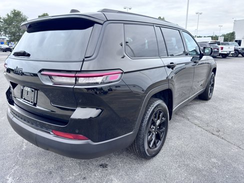 Certified 2024 Jeep Grand Cherokee L Laredo image 5
