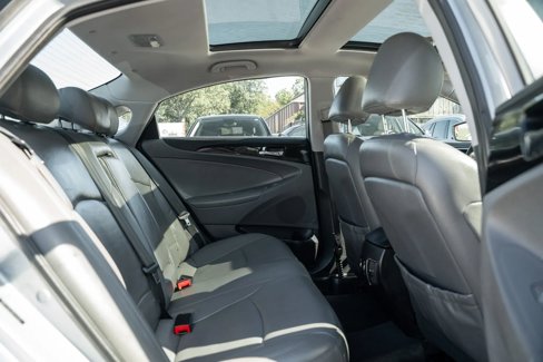 Used 2013 Hyundai Sonata Limited w/ Premium Pkg image 11
