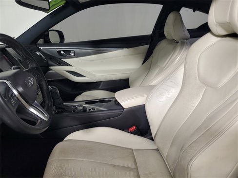 Used 2018 INFINITI Q60 2.0t w/ Sensory Package 2.0T Luxe image 16