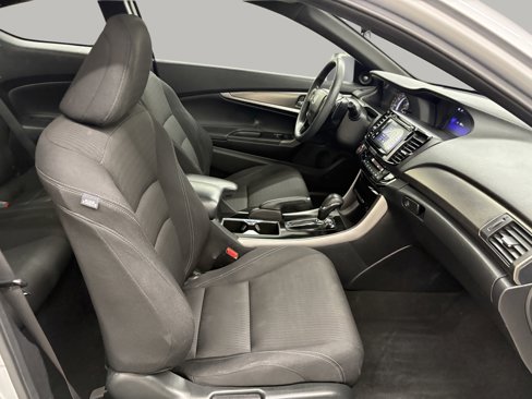 Used 2017 Honda Accord EX image 23