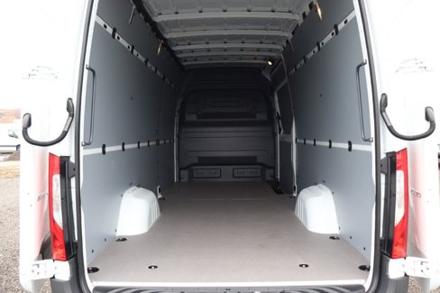 Used 2022 Mercedes-Benz Sprinter 2500 image 12
