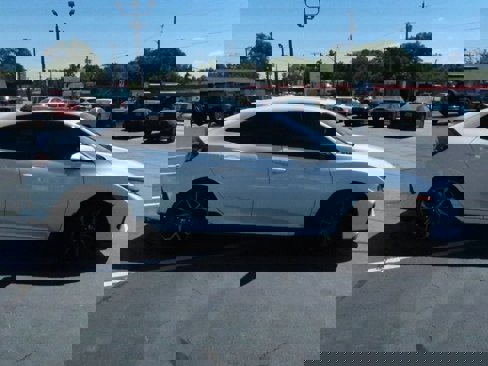 Used 2019 Honda Civic Sport Touring image 5
